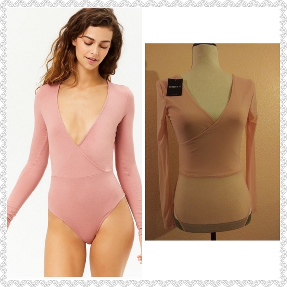 Forever 21 Tops - NWT 🐰 Forever 21 Long Sleeve Bodysuit size Small